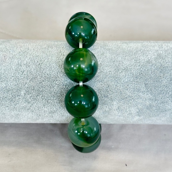Large Green Nephrite beaded stretchy bracelet, type of Jade. - Picture 3 of 14